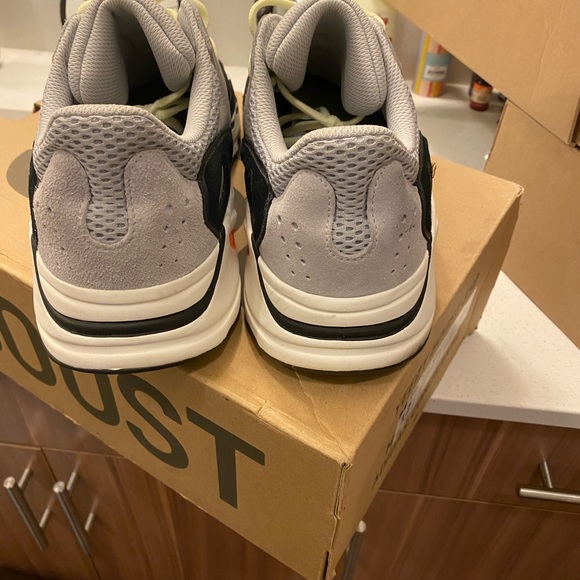 Yeezy 700 waverunners sz 12 - Picture 3 of 4